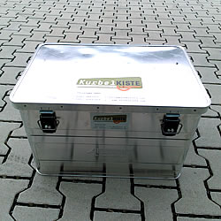 Für vertrauliche Unterlagen, Dokumente, Sendungen bieten wir Kurierfahrten mit unserer Dokumentenbox an.